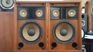 Sansui SP2500 Pair of Vintage Speakers With Latice Grills Demo [upl. by Yznyl754]